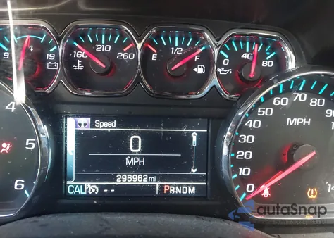 2015 Chevrolet Suburban 1500 Lt z USA, uszkodzony, nr VIN 1GNSKJKC0FR626482